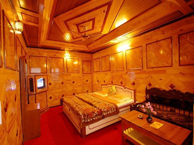 Hotel Vikrant Найнітал Екстер'єр фото